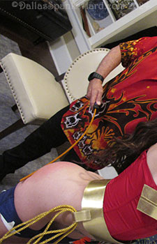 Super Heroine